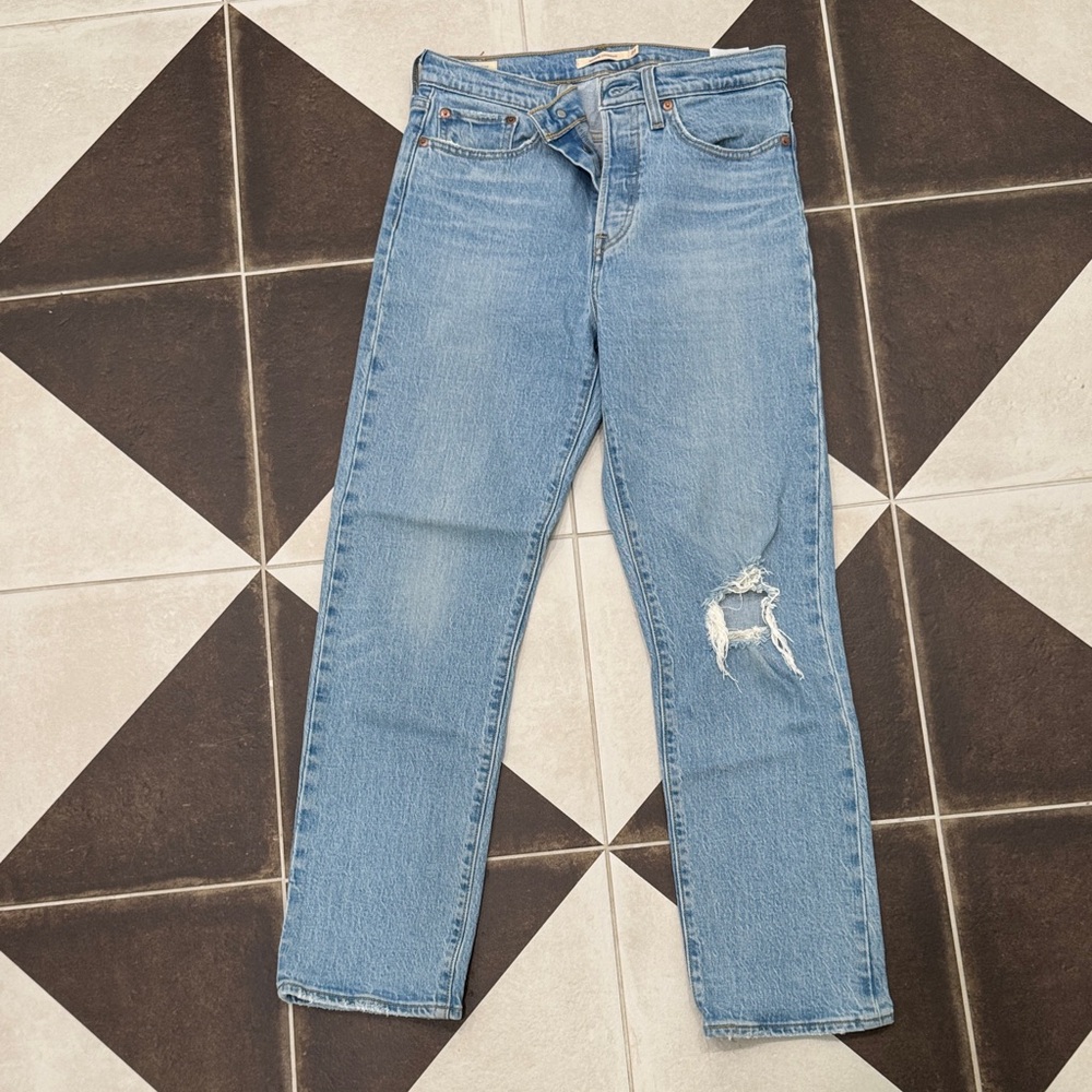 Levi's Light Blue Straight Leg Women's Jeans